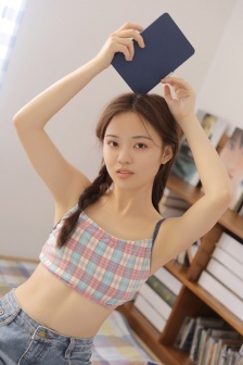 女裸全身无奶罩内裤内衣内裤